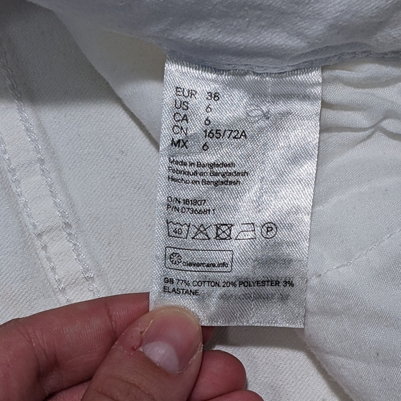 H&M White Stretch Denim Shorts - Picture 7 of 8
